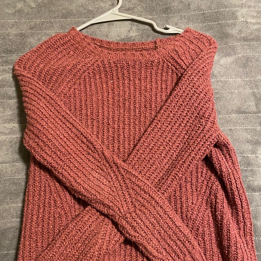 American Eagle Sweater